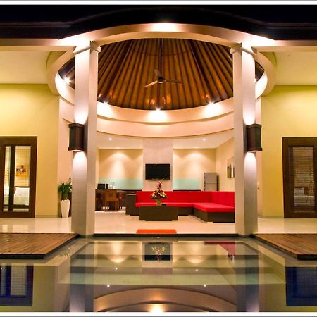 Oval Villa Bali Seminyak  Phòng bức ảnh